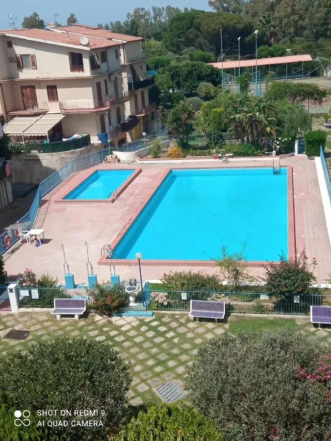Falcone House Apartmán